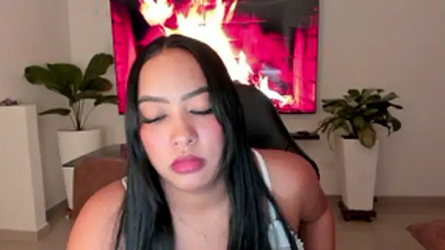 brunetenikole02 online show from 04/29/26, 02:26