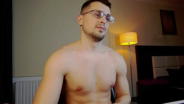 Friend12321 online show from 03/11/25, 12:11