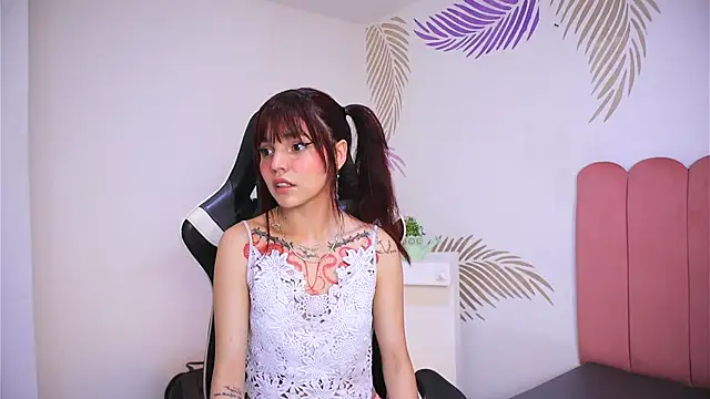 dianebleu online show from 03/03/25, 04:03