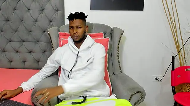 santhi lee online show from 01/30/25, 02:38