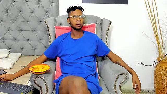 santhi lee online show from 01/31/25, 02:26