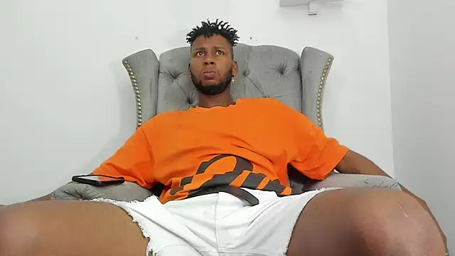 santhi lee online show from 02/08/25, 03:08