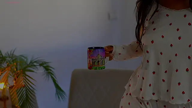 anabelcurvy online show from 04/04/26, 08:01