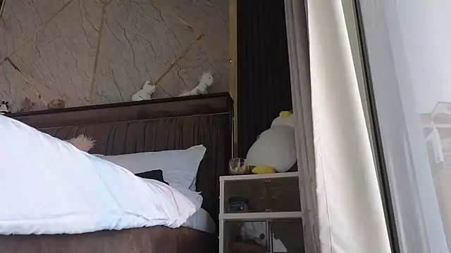 Allys online show from 02/19/25, 07:50