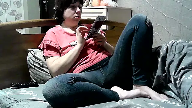 explored romantic online show from 02/05/25, 03:42