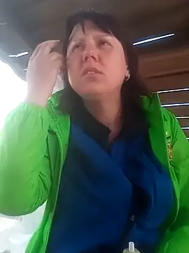 explored romantic online show from 03/10/25, 01:54