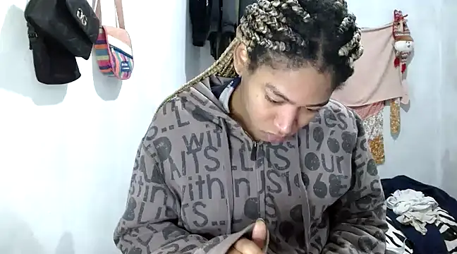 angelamarie1 online show from 02/14/25, 12:03