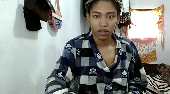 angelamarie1 online show from 02/18/25, 03:10