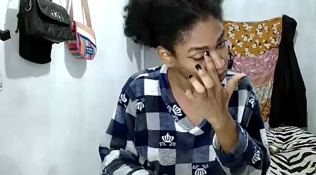 angelamarie1 online show from 03/13/25, 11:08