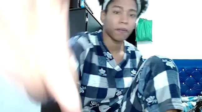 angelamarie1 online show from 03/23/25, 02:48