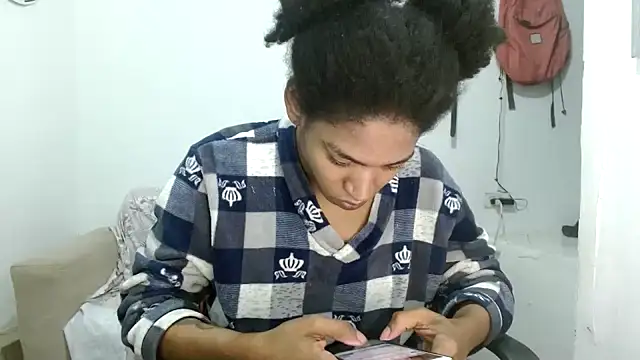 angelamarie1 online show from 09/27/25, 11:15