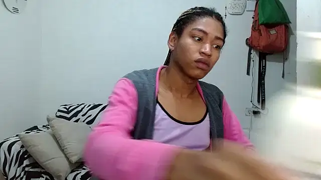 angelamarie1 online show from 01/10/26, 10:28