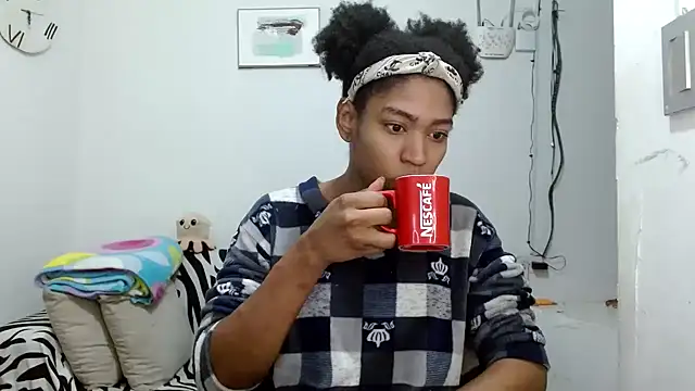 angelamarie1 online show from 02/07/26, 12:09