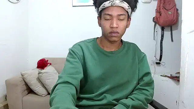 angelamarie1 online show from 02/17/26, 12:18