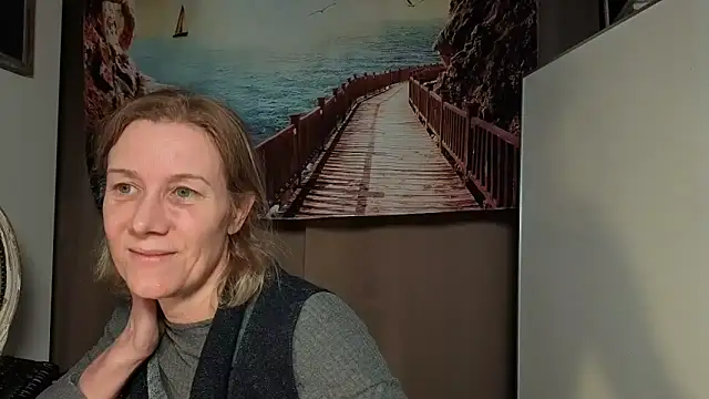 Lola Belgium online show from 04/20/26, 04:10