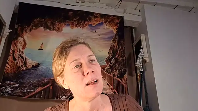 Lola Belgium online show from 05/25/26, 06:30