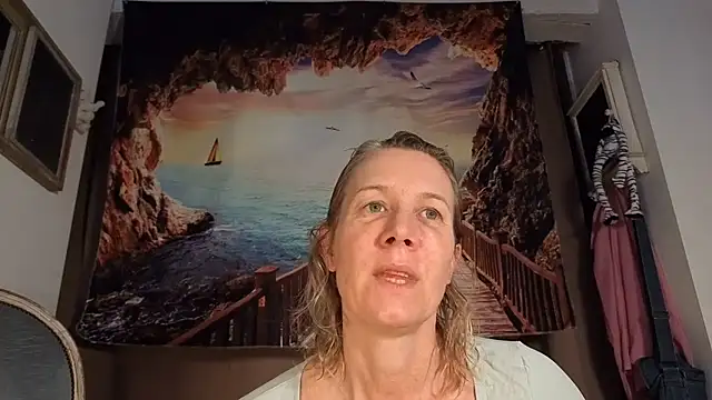 Lola Belgium online show from 05/31/26, 05:48