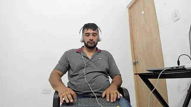 isearchcompany online show from 12/21/25, 05:31