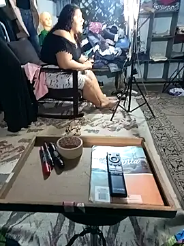 Snapshot of bbw_bigpussy69 chatting on 02/17/25, 12:43 bbw bigpussy69 online show from 02/17/25, 12:43