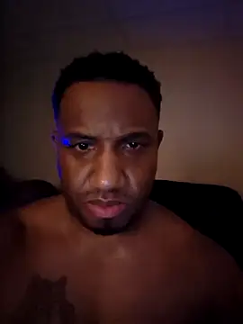 Snapshot of Sincerely69you chatting on 02/14/26, 07:05 Sincerely69you online show from 02/14/26, 07:05