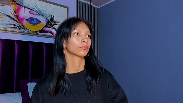 LauraAristizabal online show from 02/01/26, 12:37