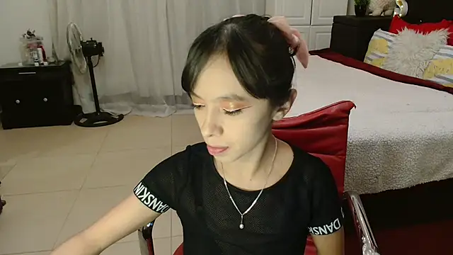 MINI Petite online show from 01/03/25, 10:51