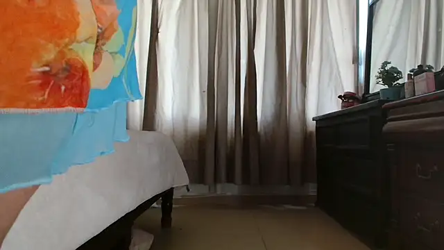 MINI Petite online show from 03/08/26, 09:18