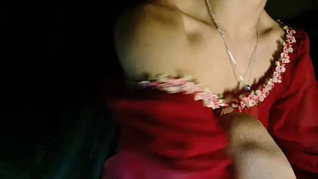 MINI Petite online show from 07/18/26, 05:00