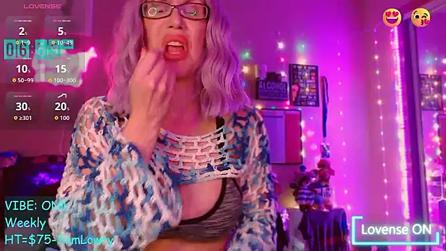 EmmaIsHere online show from 01/08/26, 01:57