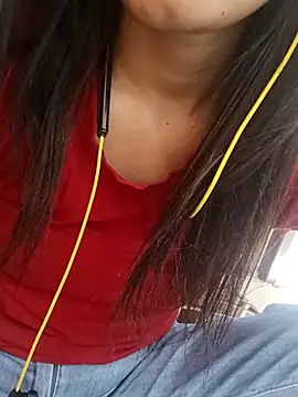 CuteSarikaLIVE online show from 04/11/26, 04:28