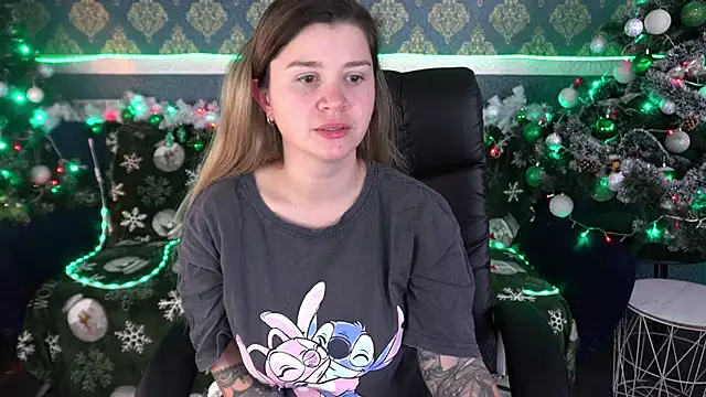 AmellyMilly online show from 12/18/25, 07:53