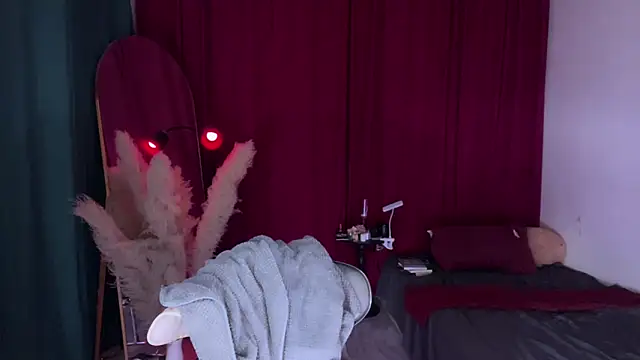 alaia-EDP online show from 11/17/25, 04:57