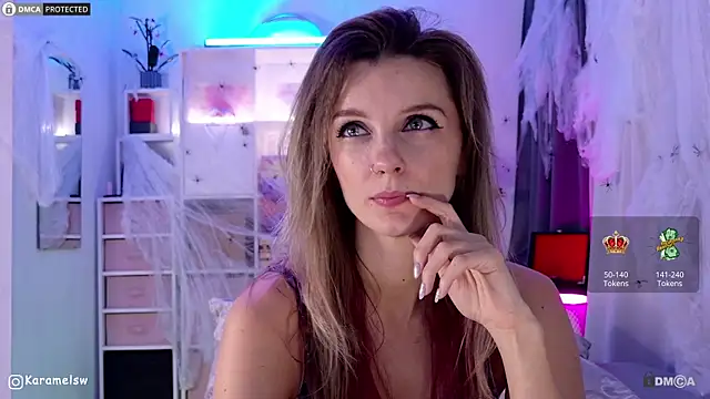 Karamelsw  online show from 11/03/25, 10:10