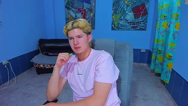 patrik 027 online show from 09/16/25, 06:20