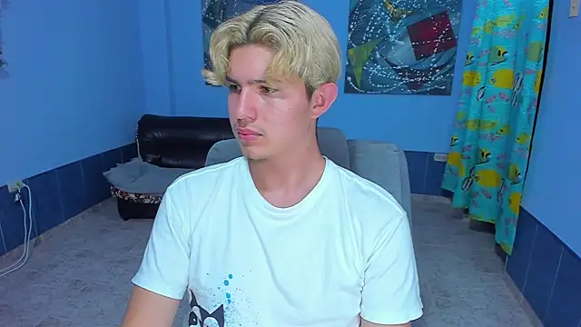 patrik 027 online show from 10/28/25, 07:34