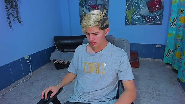 patrik 027 online show from 11/19/25, 06:02