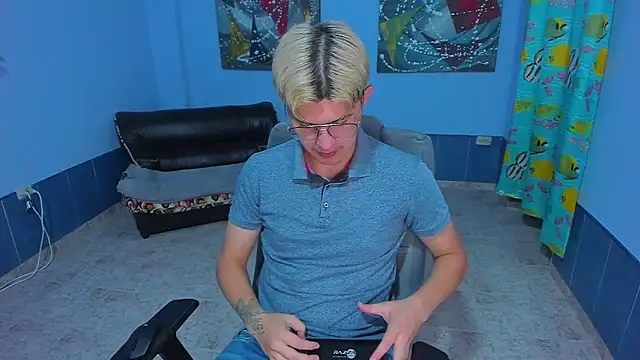 patrik 027 online show from 11/28/25, 07:16