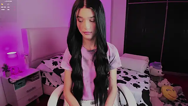 Ainhoads online show from 10/31/25, 03:13