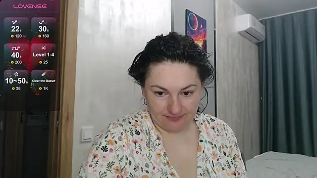 Stacy Davice online show from 09/29/25, 05:51