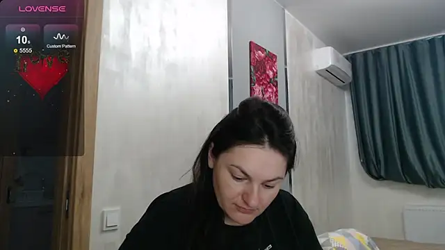 Stacy Davice online show from 10/19/25, 05:19