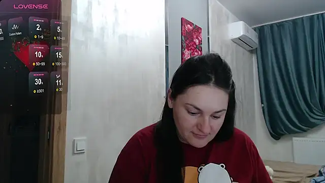 Stacy Davice online show from 10/25/25, 04:09