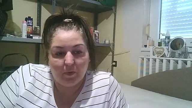 Snapshot of Mileva88 chatting on 01/06/25, 10:57 Mileva88 online show from 01/06/25, 10:57