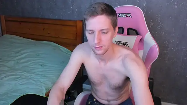 DavidAndSophie online show from 12/18/24, 02:49