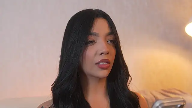 sarah hiill online show from 12/03/25, 09:24