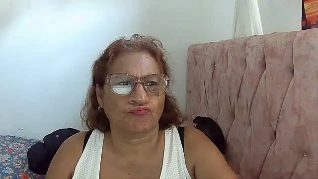 Snapshot of charrysexy1 chatting on 02/12/26, 03:07 charrysexy1 online show from 02/12/26, 03:07