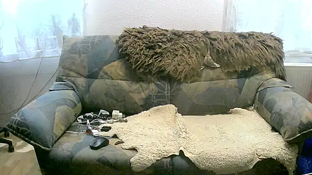 Snapshot of SexySantaC chatting on 01/03/25, 04:59 SexySantaC online show from 01/03/25, 04:59