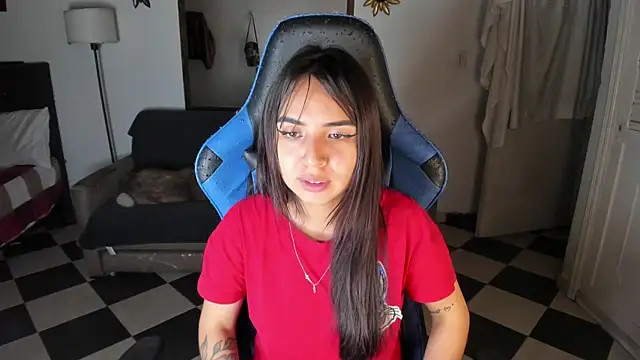 Miss Nicole online show from 03/14/25, 04:43