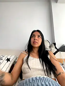 Miss Nicole online show from 10/05/25, 08:07