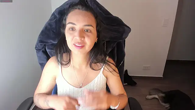 Miss Nicole online show from 10/18/25, 01:19