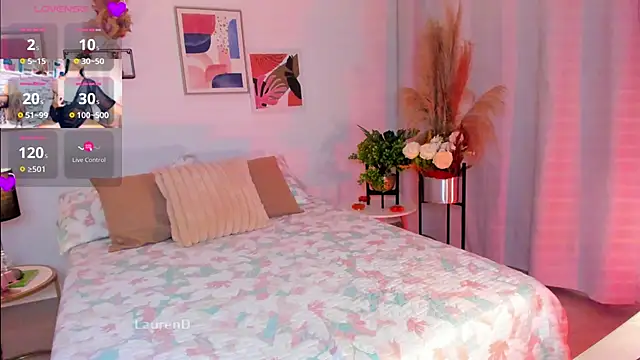 Misslaurenn online show from 02/16/25, 01:14